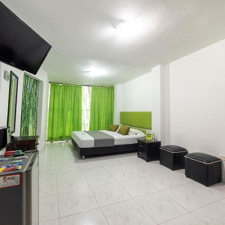 Hotel Paradise Lleras ميديلين المظهر الخارجي الصورة