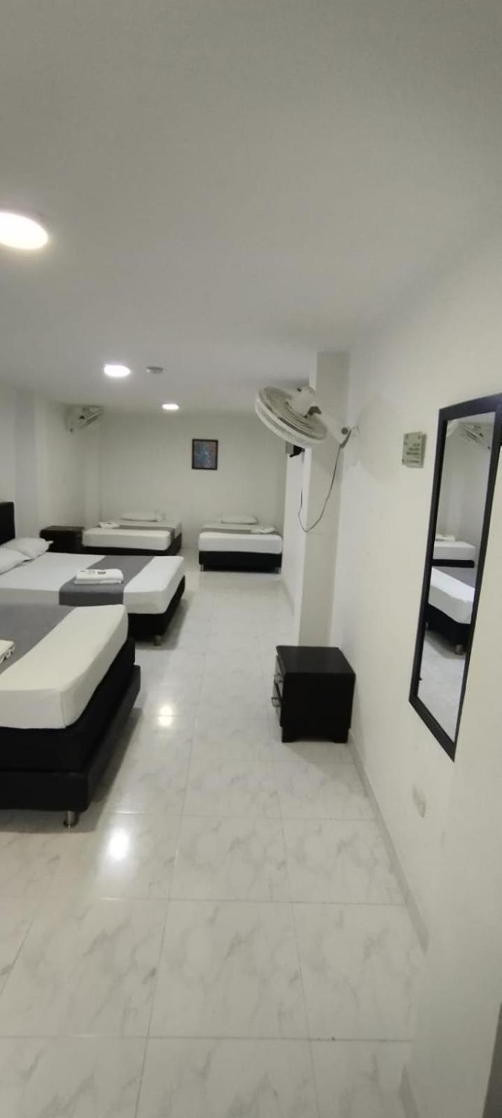 Hotel Paradise Lleras ميديلين المظهر الخارجي الصورة