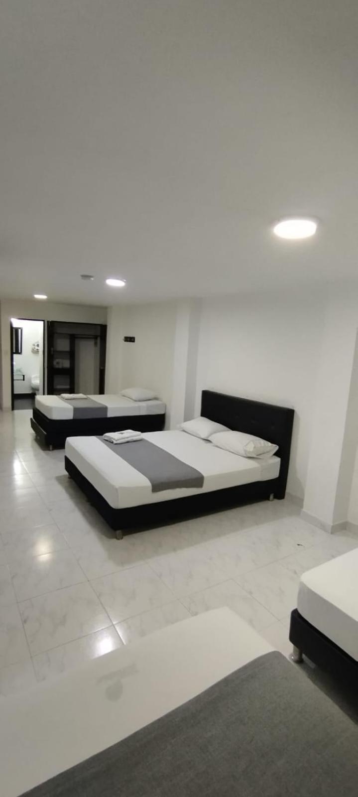Hotel Paradise Lleras ميديلين المظهر الخارجي الصورة
