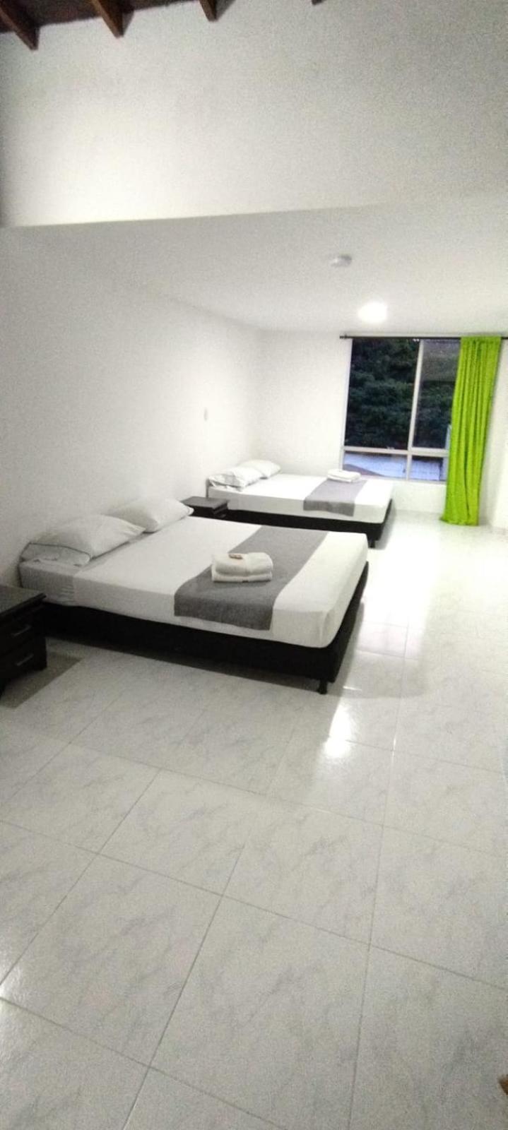 Hotel Paradise Lleras ميديلين المظهر الخارجي الصورة