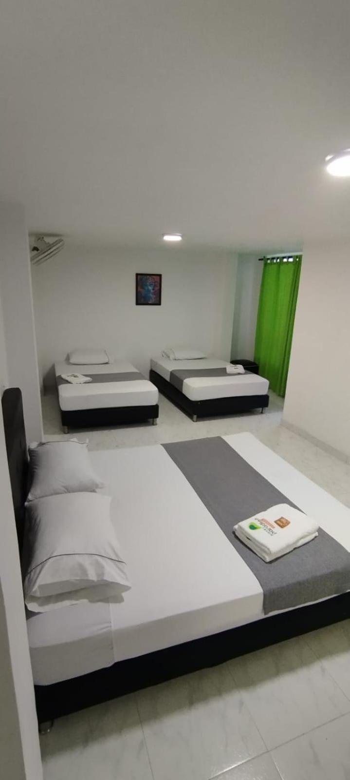Hotel Paradise Lleras ميديلين المظهر الخارجي الصورة