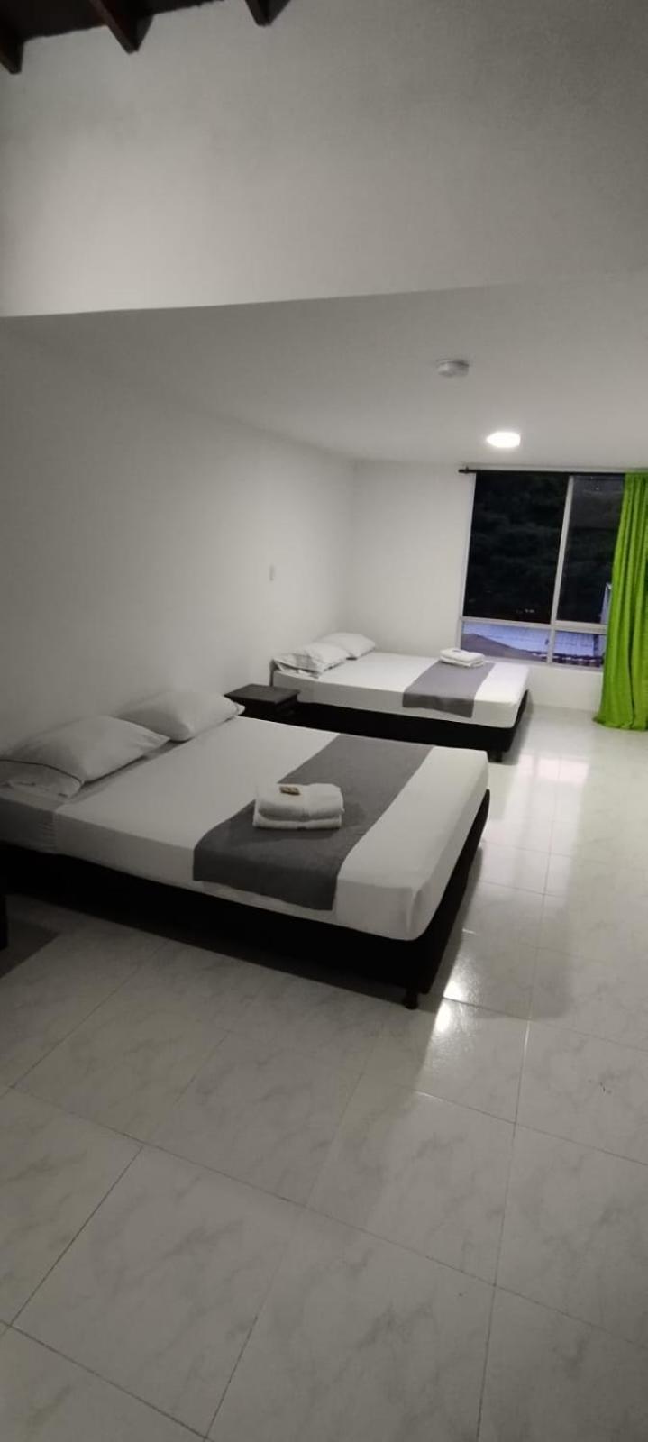 Hotel Paradise Lleras ميديلين المظهر الخارجي الصورة